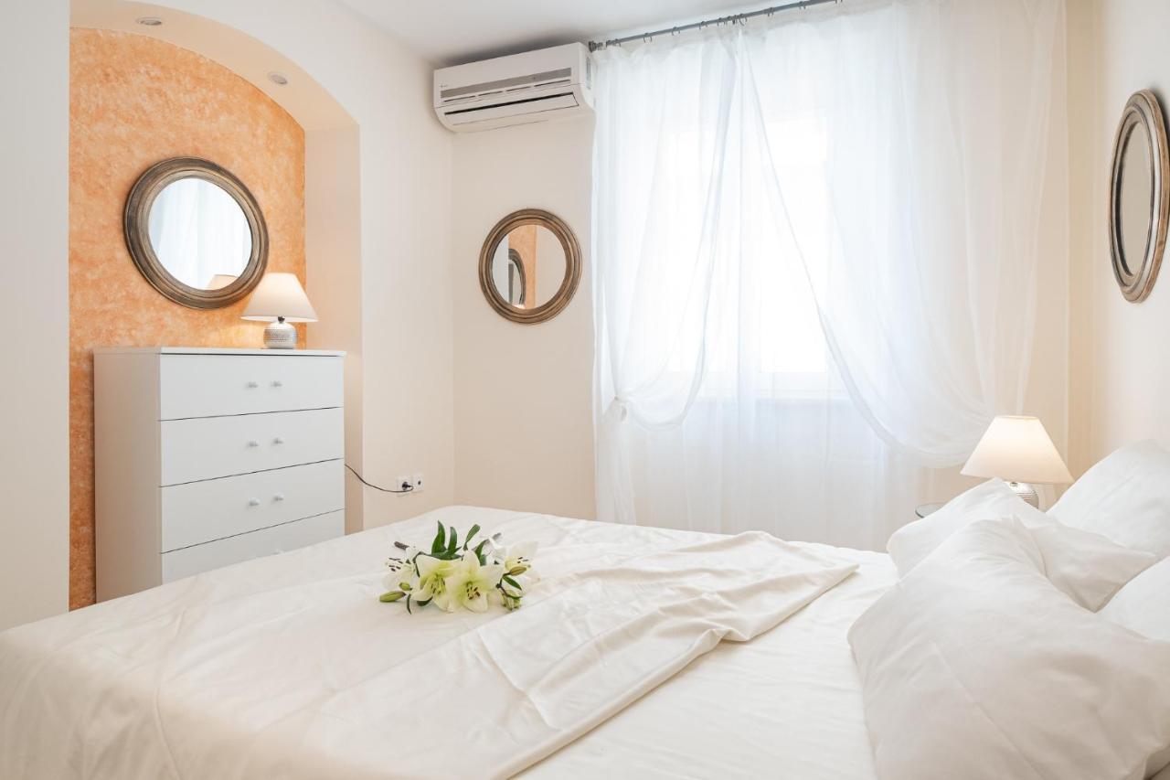 Nadiona Suites Red & Cream Corfu  Εξωτερικό φωτογραφία