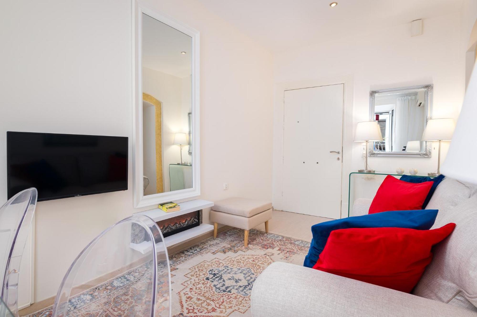 Nadiona Suites Red & Cream Corfu  Εξωτερικό φωτογραφία