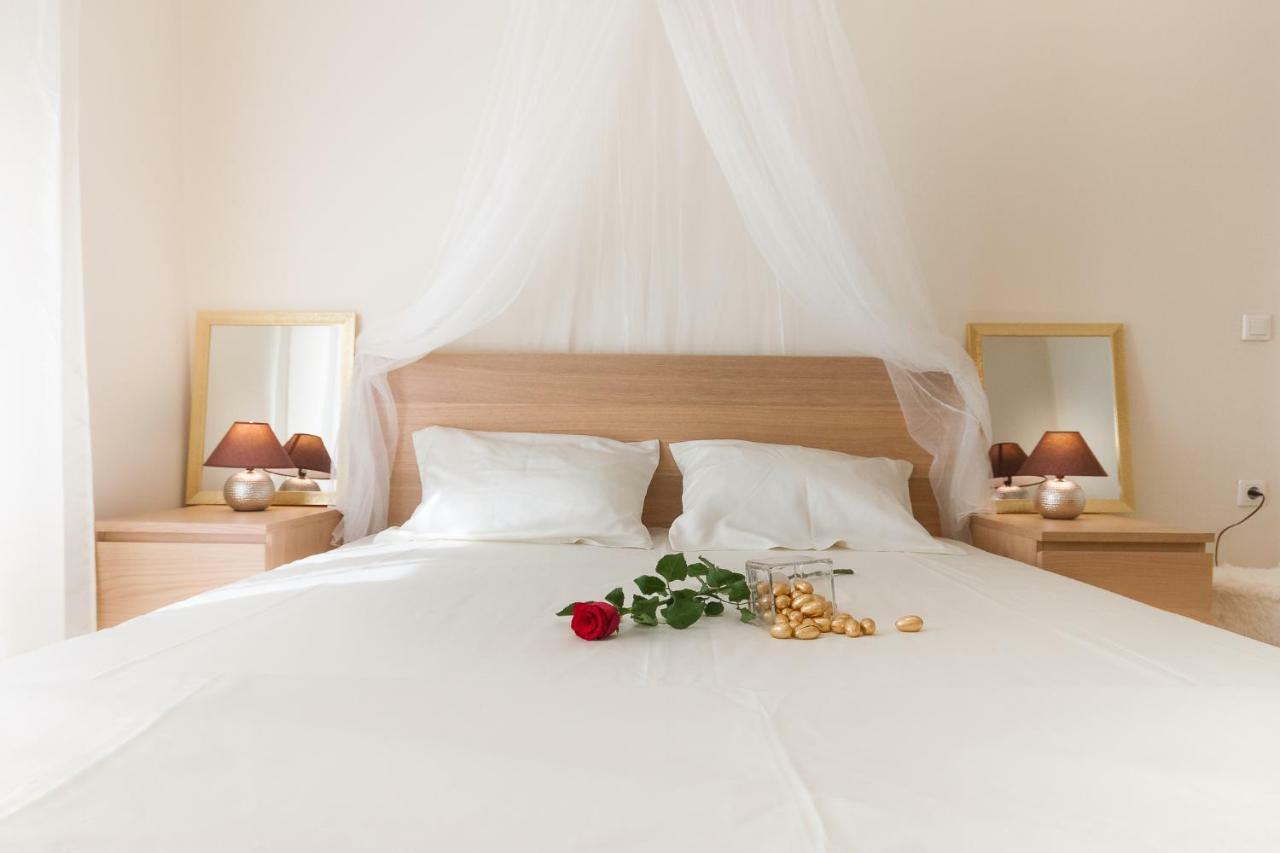 Nadiona Suites Red & Cream Corfu  Εξωτερικό φωτογραφία