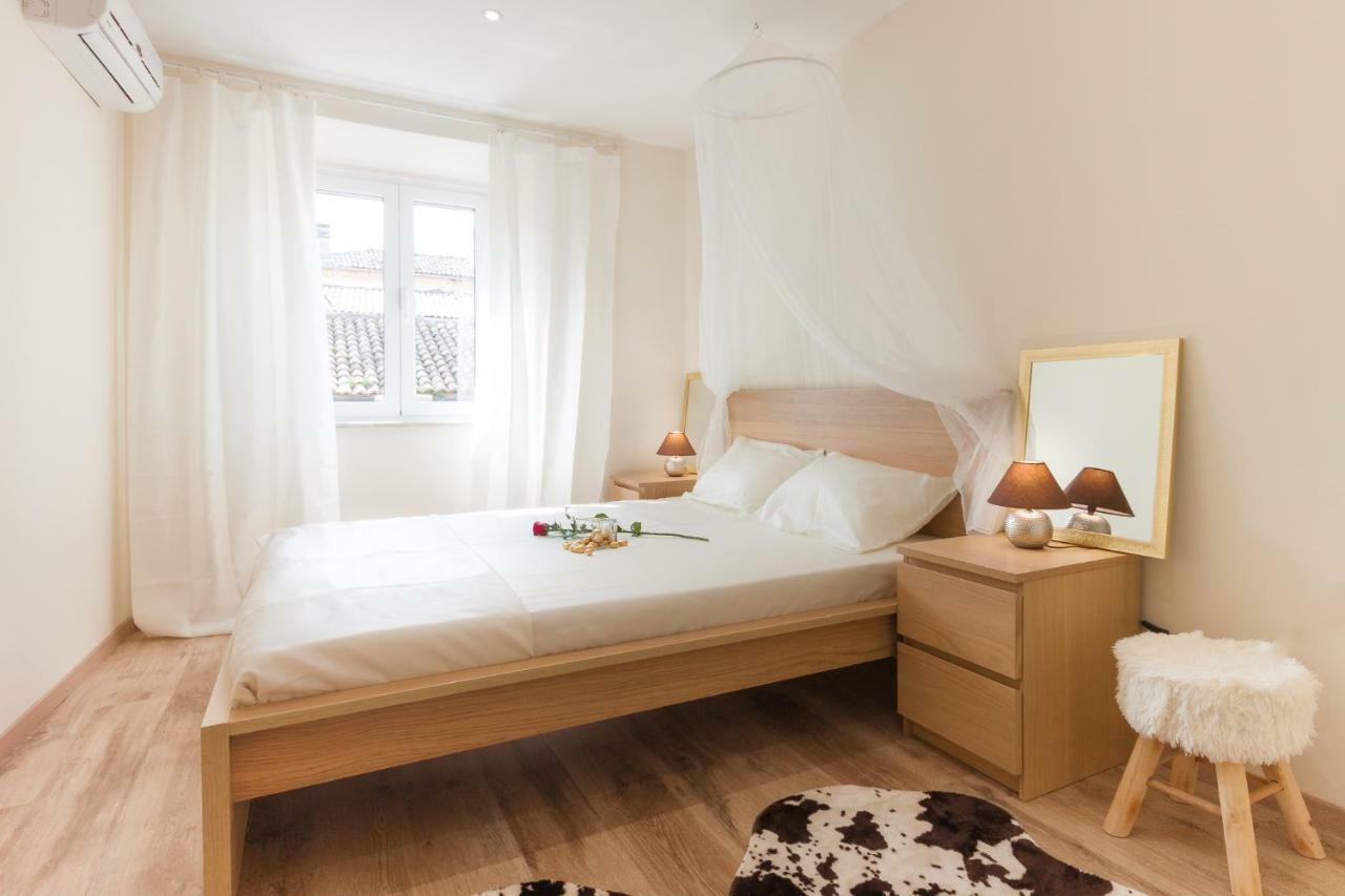 Nadiona Suites Red & Cream Corfu  Εξωτερικό φωτογραφία